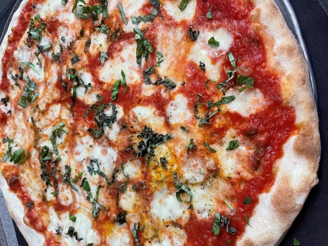 16" Large Margherita.