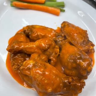 6Ct BUFFALO WINGS