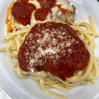 CHICKEN PARMIGIANA D