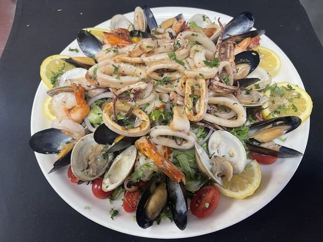 GRILLED SEAFOOD SALAD  (NEW).