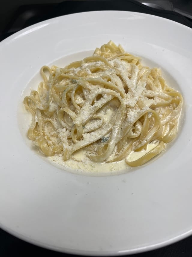 Alfredo Plain L.