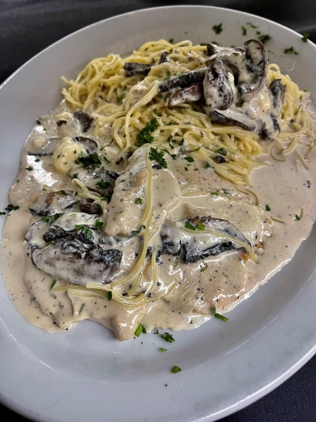 Chicken Gorgonzola L.