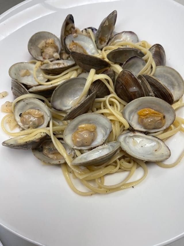 White Clams D 10Pc.