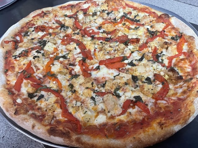 Large Cardinale Pizza.