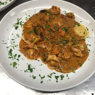 SALMON SCALOPPS VODKA